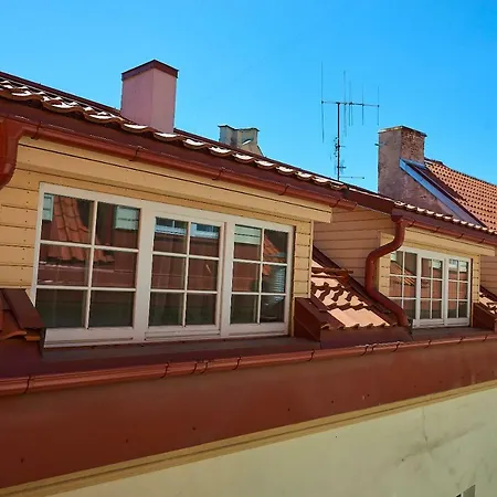 Very Pilies Street *