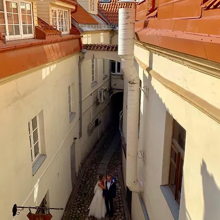 Very Pilies Street *